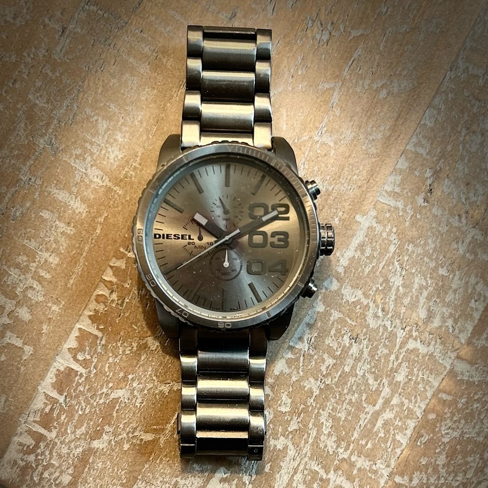 DIESEL MENS OVERSIZED CHRONO WATCH